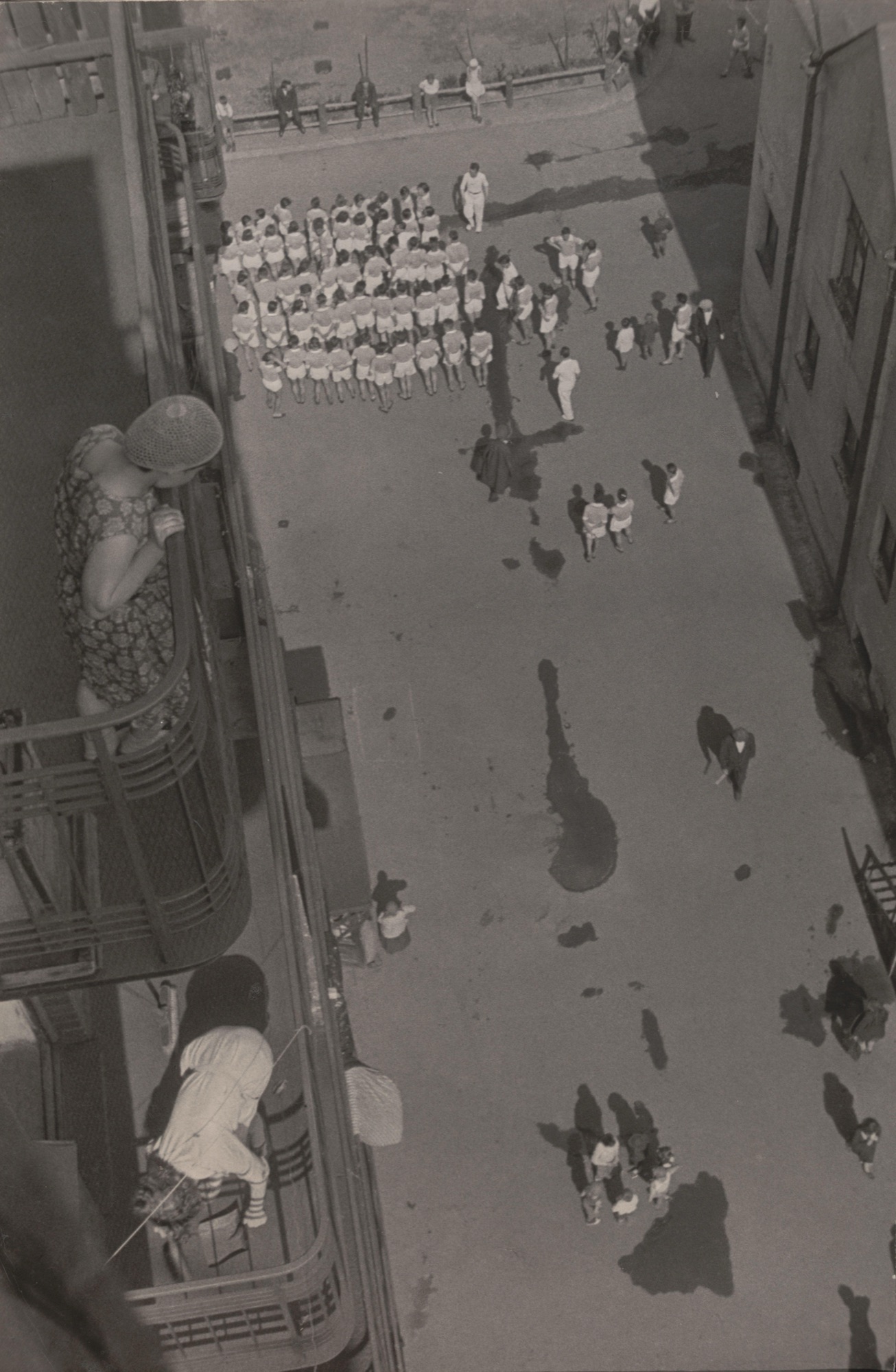 Aleksandr Rodchenko, Assembling for a Demonstration, 1928