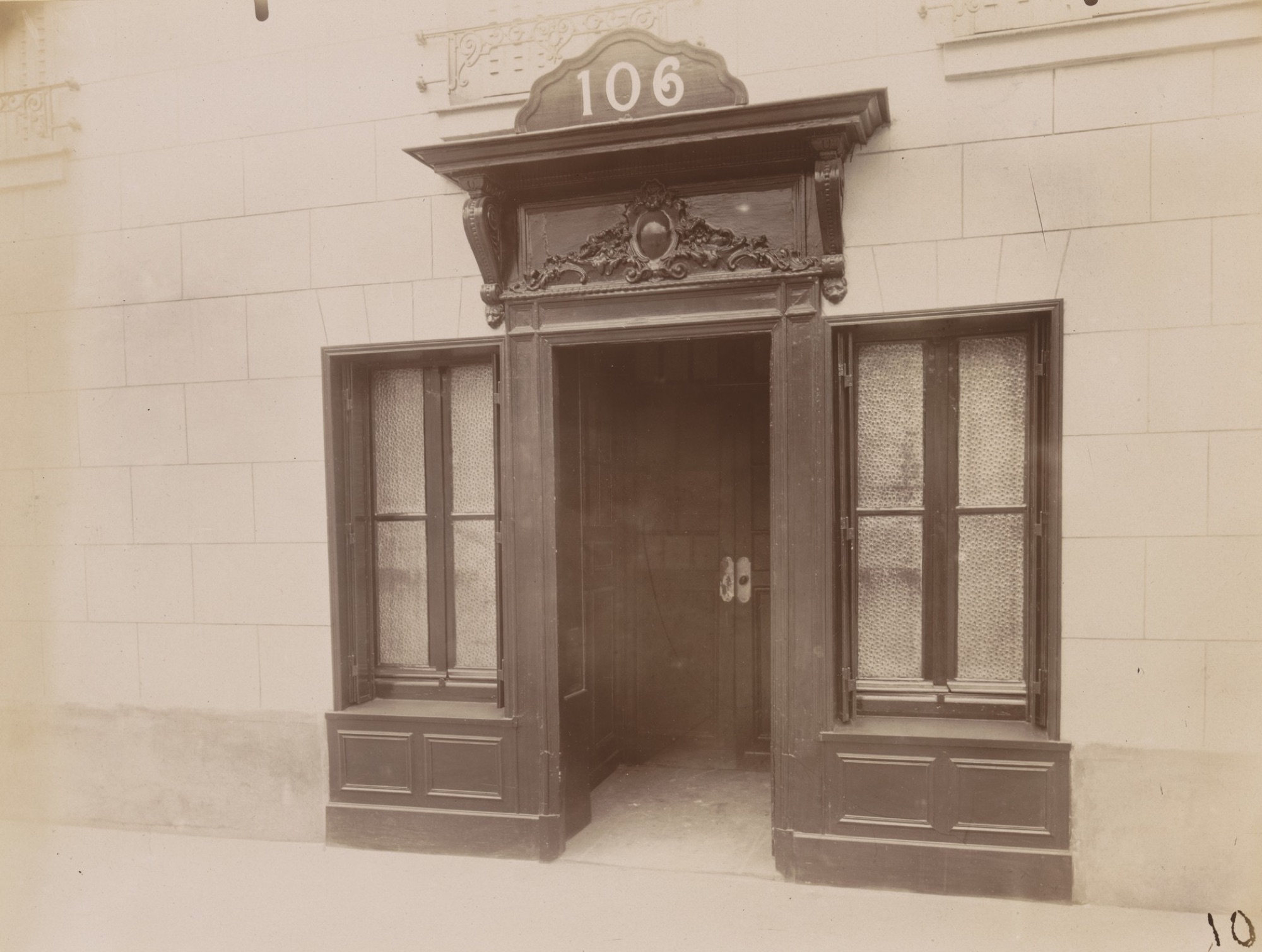 Eugène Atget, 106 avenue de Suffren, 1907
