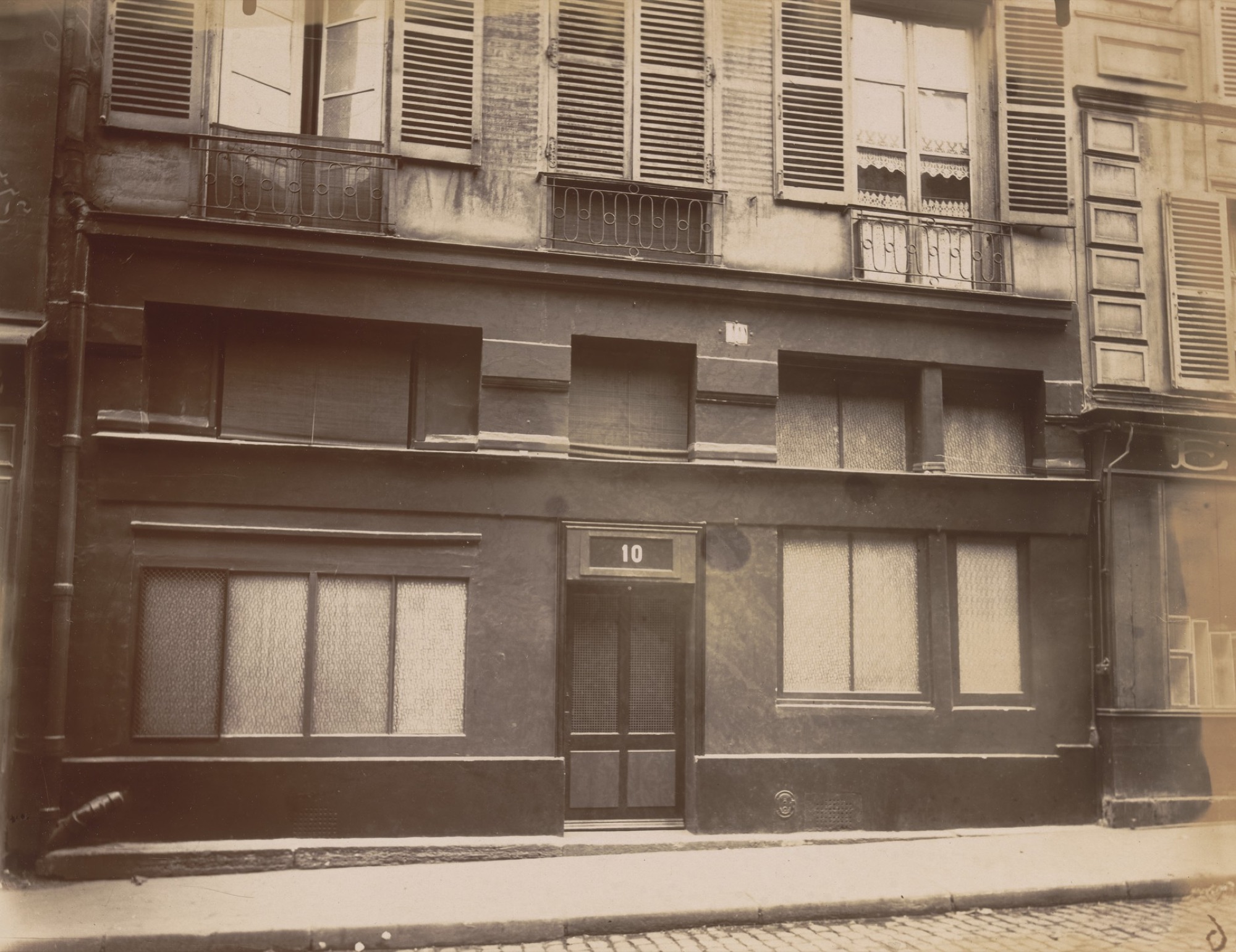 Eugène Atget, 10 rue Mazet, 1907