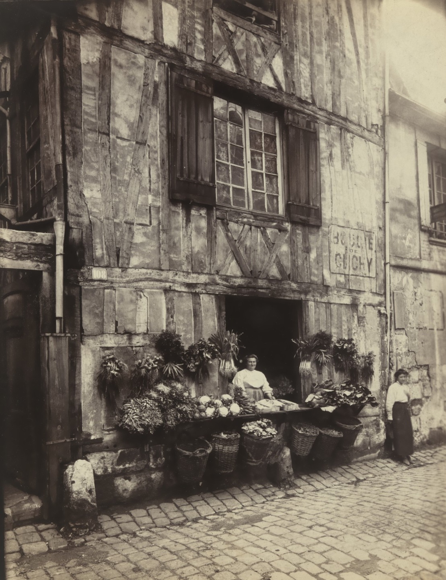 Eugène Atget, 108 rue Molière, 1908