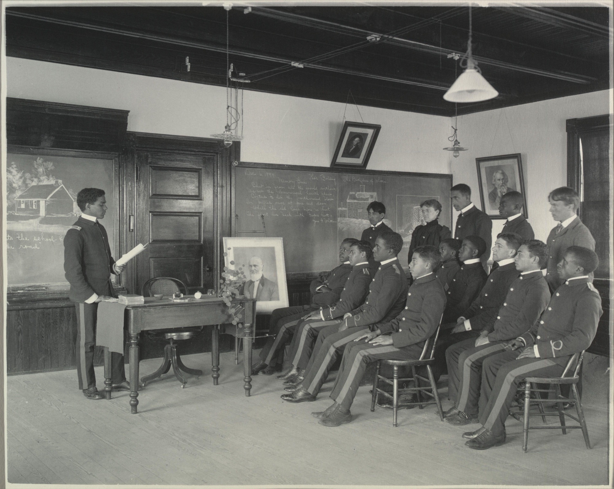 Frances Benjamin Johnston, English Literature — Lesson on Whittier, Hampton Institute, 1899
